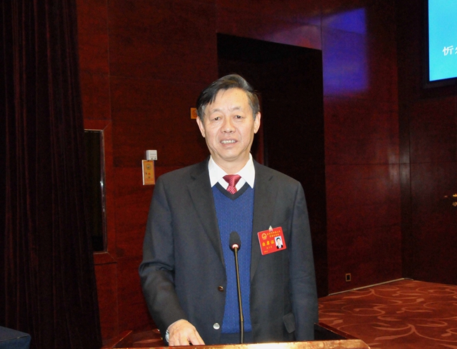 5市人大常委会秘书长张兰军作报告DSC_3357_看图王.jpg