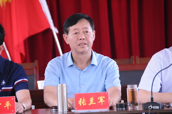 3DSC_4879市人大常委会秘书长张兰军参加活动.jpg