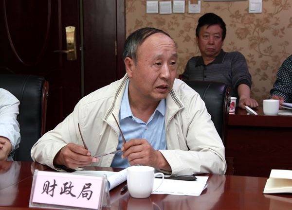 11五台县财政局负责人发言.JPG