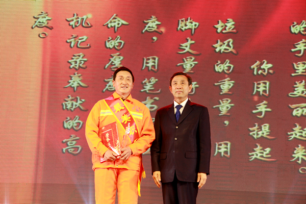 微信图片_20180503103403_副本.jpg