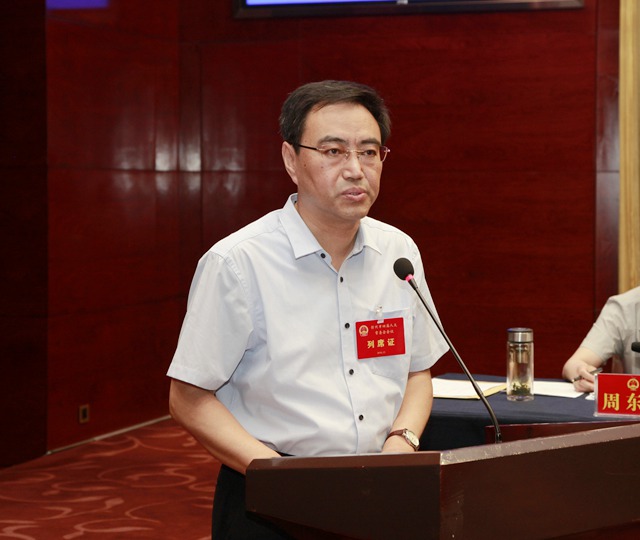 市医保局局长赵力军_副本.jpg