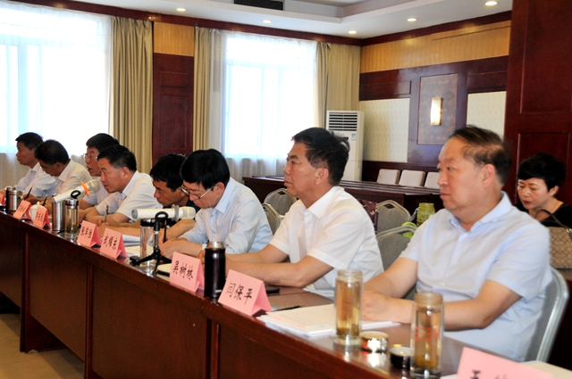 DSC_952参会人员D16_看图王_副本.jpg