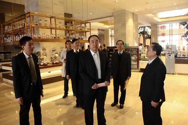 市人大领导检查餐厅IMG_8765.JPG