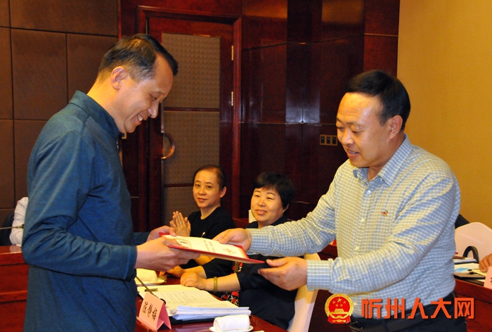 微信图片_20220520190105_副本.jpg