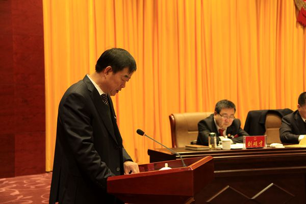 市审计局局长韩计才作关于忻州市本级预算执行和其他财政收支情况的审计工作报告