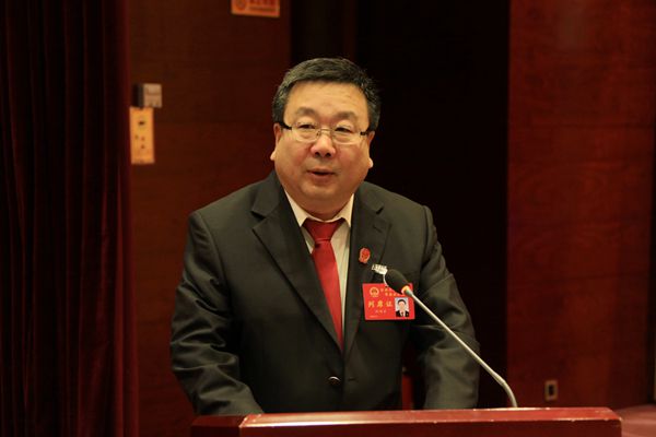 市中级人民法院院长刘硕才作有关人事免职议案的提请说明