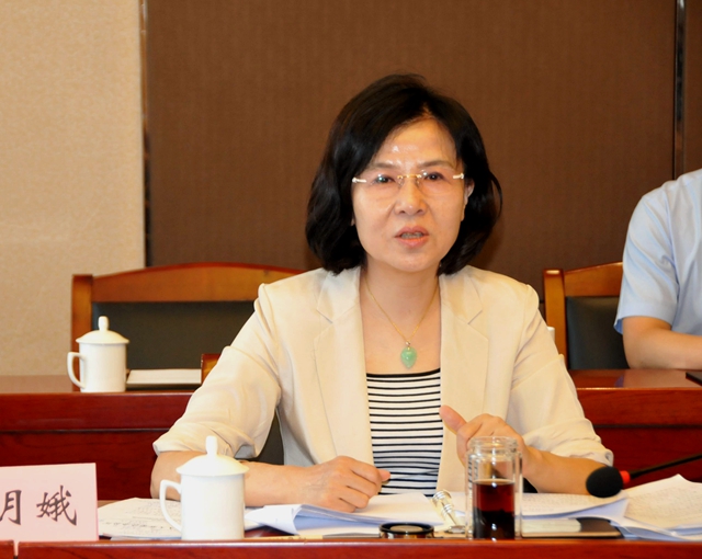 3副市长王月娥汇报我市健康产业发展情况_副本.jpg