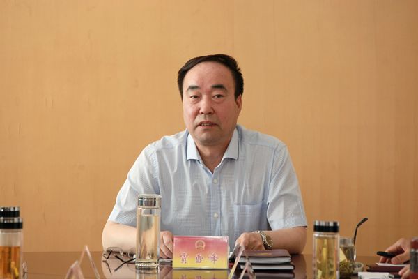 2贾雪峰主任讲党课.JPG